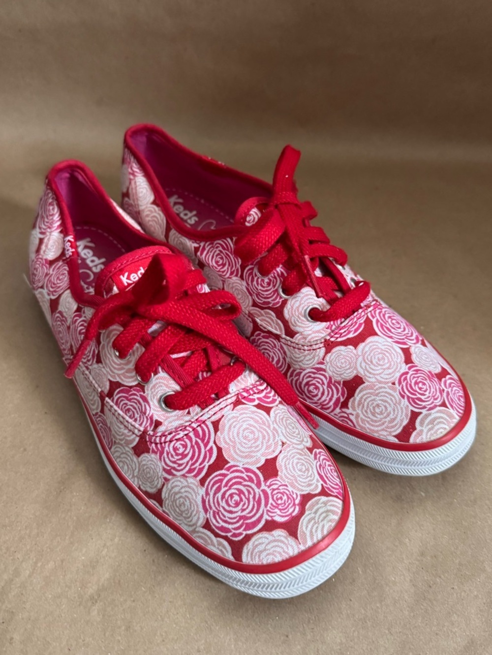 Keds x Taylor Swift 2013 Champion Red Floral Sneakers. Size 8
